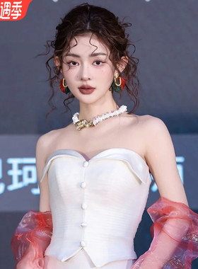 康康造型新娘项链耳环贝壳劲链锁骨链高级感婚纱礼服晨袍耳饰旅拍