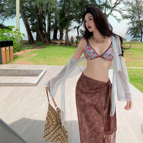 高级感复古印花比基尼四件套披纱拍照出片温泉海边度假泳衣95207