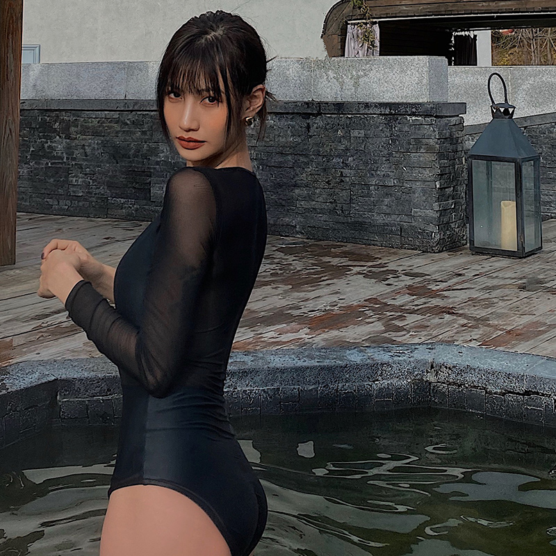 【腰精情书】连体紧身长袖性感修身显瘦遮肚泳衣女泡温泉海滩游泳