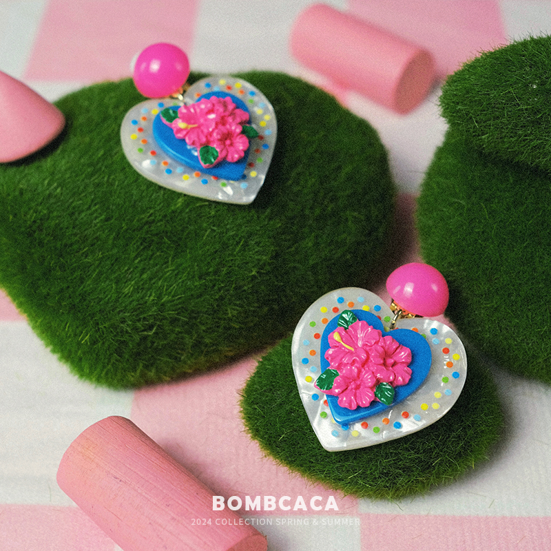 BOMBCACA 原创设计爱心立体扶桑花撞色耳环