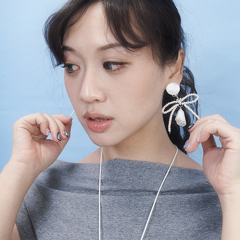 BOMBCACA冷梦档案系列 赛博婚礼 原创珍珠蝴蝶结浪漫玫瑰韩系耳环