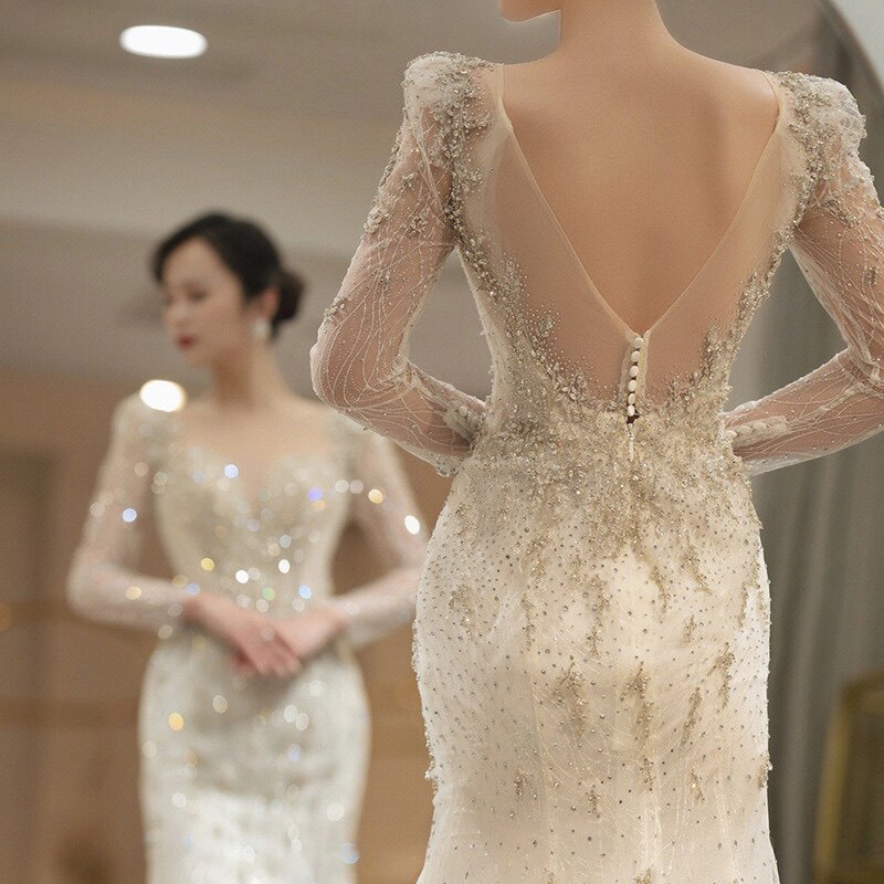 피쉬 테일 라이트 웨딩 드레스 긴팔 프랑스 소형 중공업 토스트 드레스 드레스 원사 나이트 클럽 바 KTV 환영