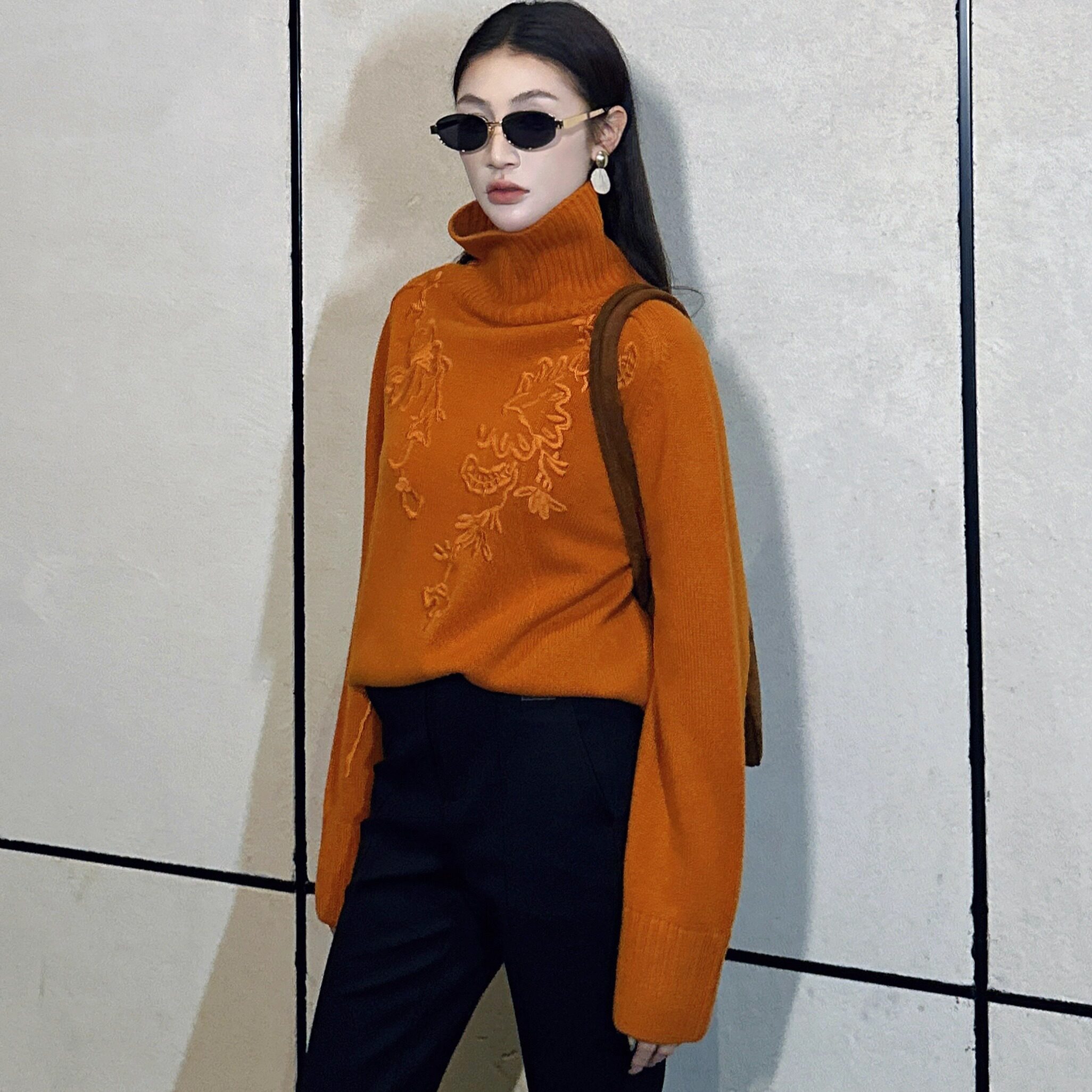 欧洲站秋冬女高领刺绣纯棉羊毛衣