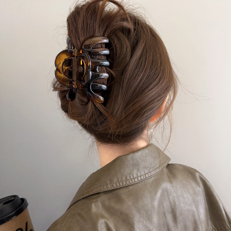 发量多bi眼入~抓夹简约百搭