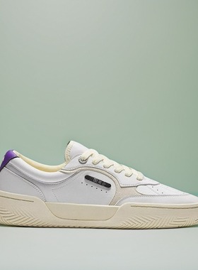 安踏欧文系列TRIBE板鞋休闲鞋百搭篮球文化鞋男112431805S