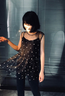 2025蹲点捡漏！亏本清仓！减龄神奇 炸街单品 两件套星星上衣罩衫