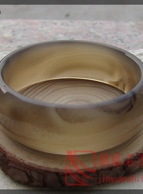 天然冰种俏色红玛瑙礼品玉髓手镯