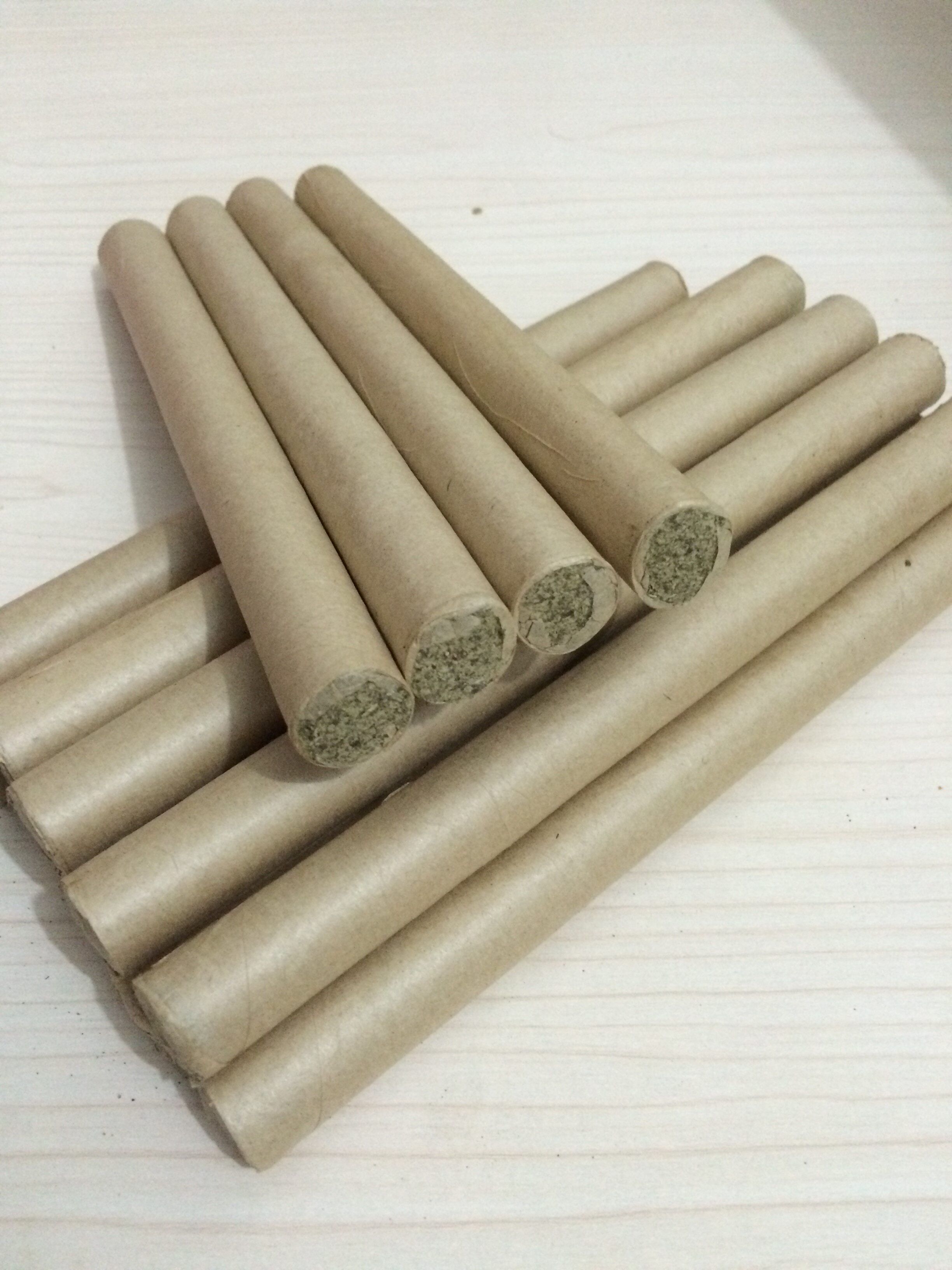 艾条五年陈艾条野生艾热敏灸条纯艾条微烟妇科女性艾灸条艾绒艾柱