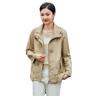 葵牌妈妈洋气精致绣花女宽松洋气中长款中老年人连帽秋风衣外套