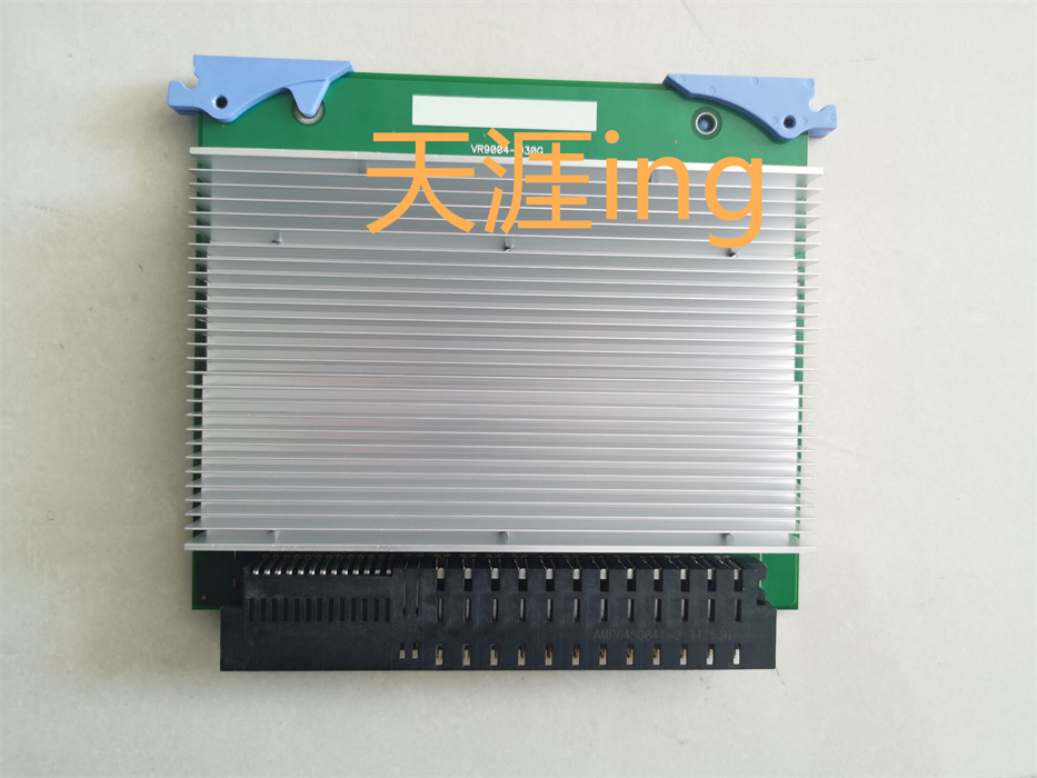 74Y8421 IBM P720 740 小型机 VRM稳压模块  VR9004-030G 74Y8421