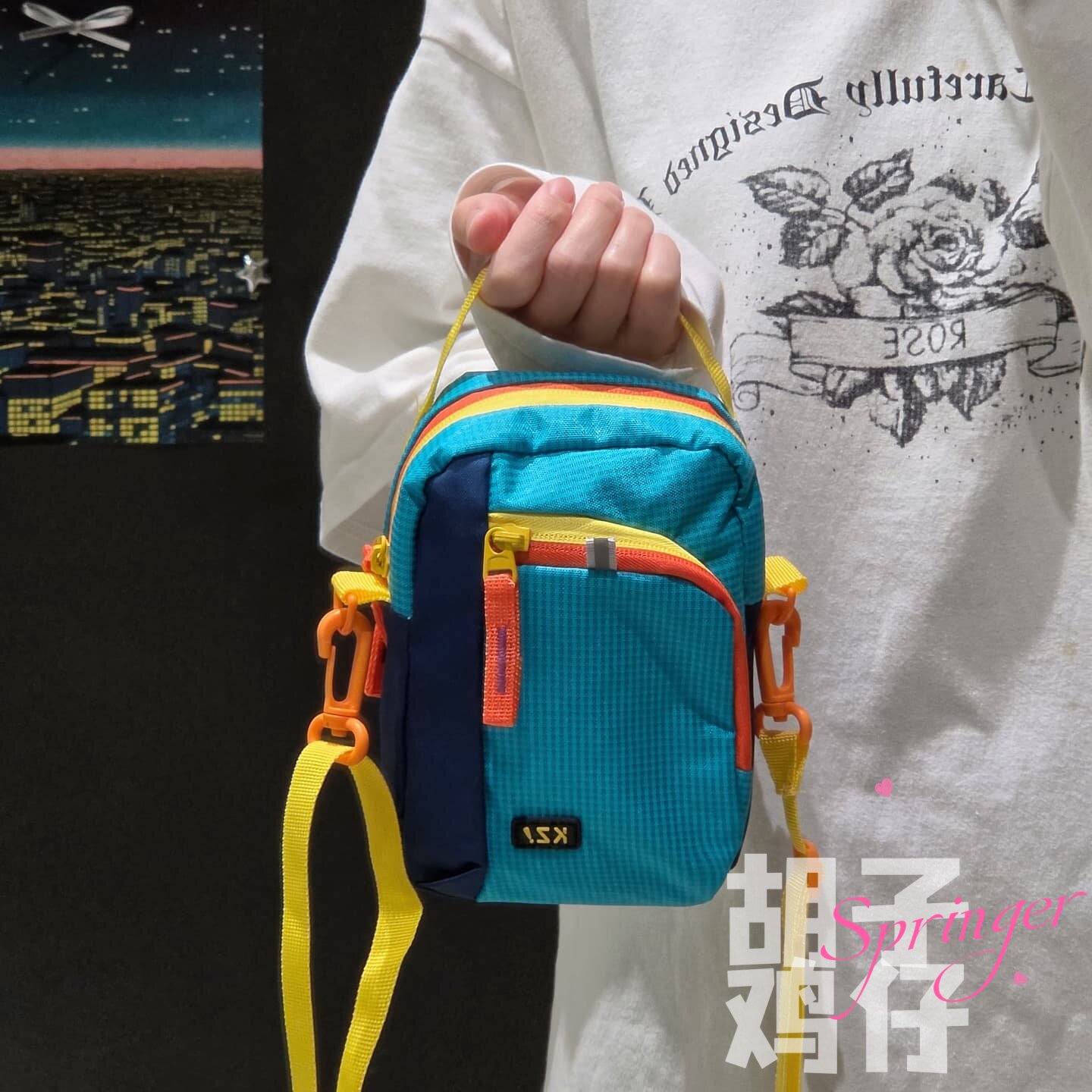 胡子鸡仔多巴胺撞色斜挎包户外运动旅行小包轻便手机包亲子登山包