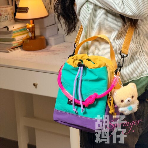 韩户外运动多巴胺撞色三用小背包