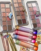 特价 眼影盘12色水晶唇釉4色钥匙扣 限定韩国Clio哈利波特联名款