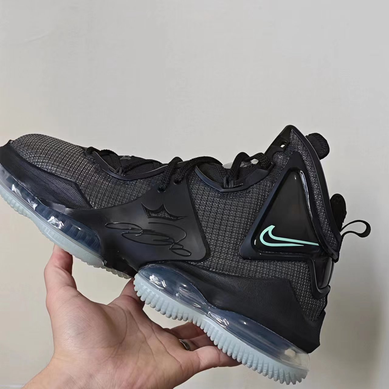 耐克男鞋22春新款詹姆斯19代气垫实战篮球鞋dc9341 dc9340 dh8460