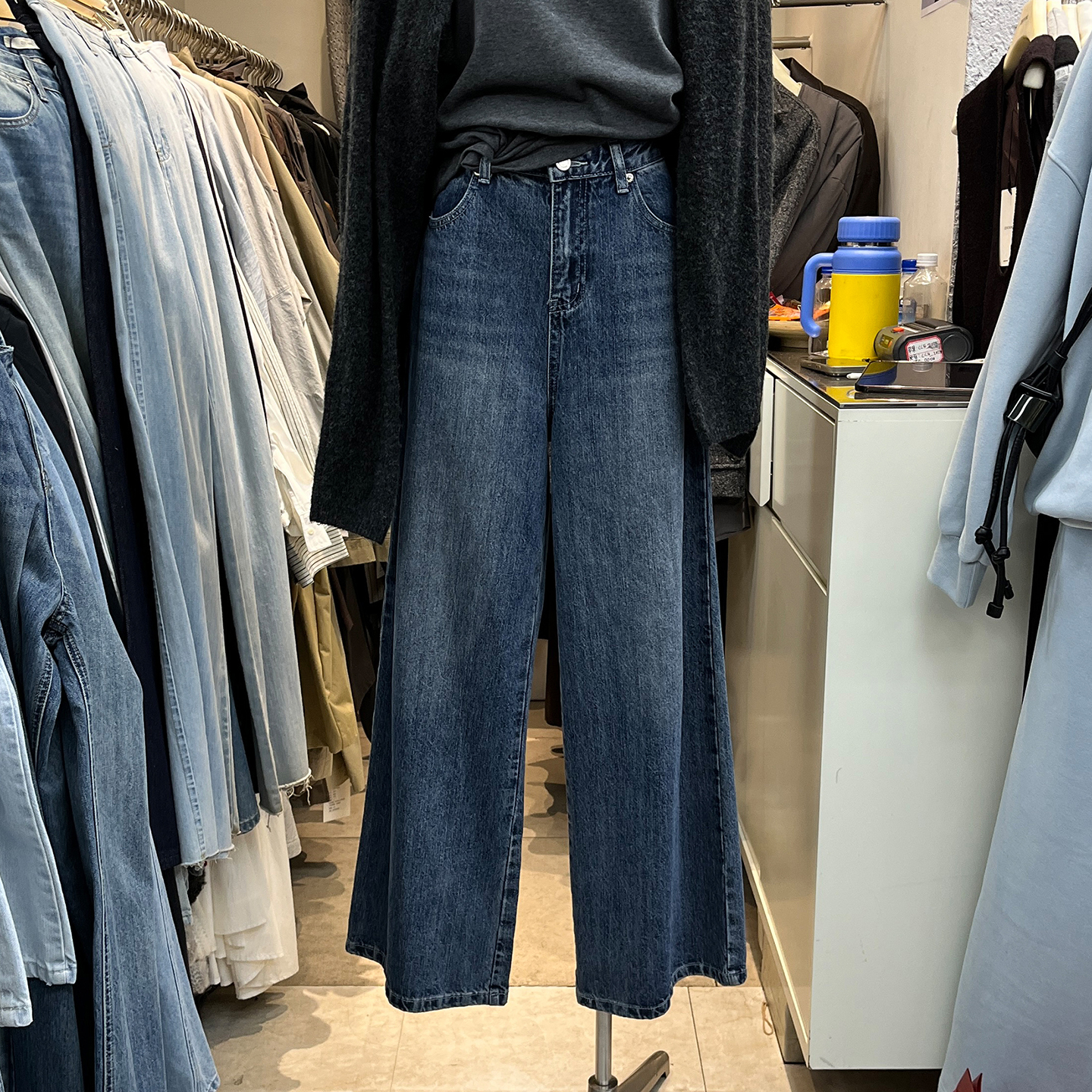 复古猫须牛仔裤女窄版宽松阔腿裤