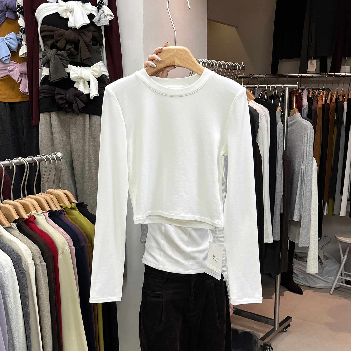 白色短款长袖T恤女高街百搭上衣