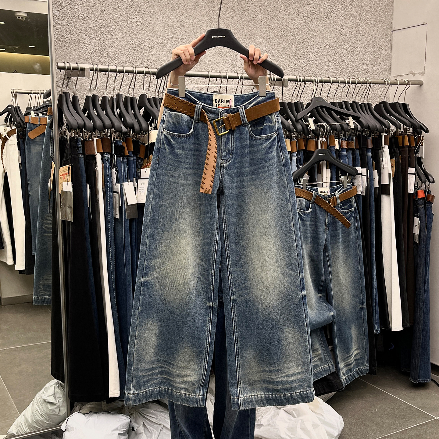 时尚休闲阔腿裤百搭设计感牛仔裤