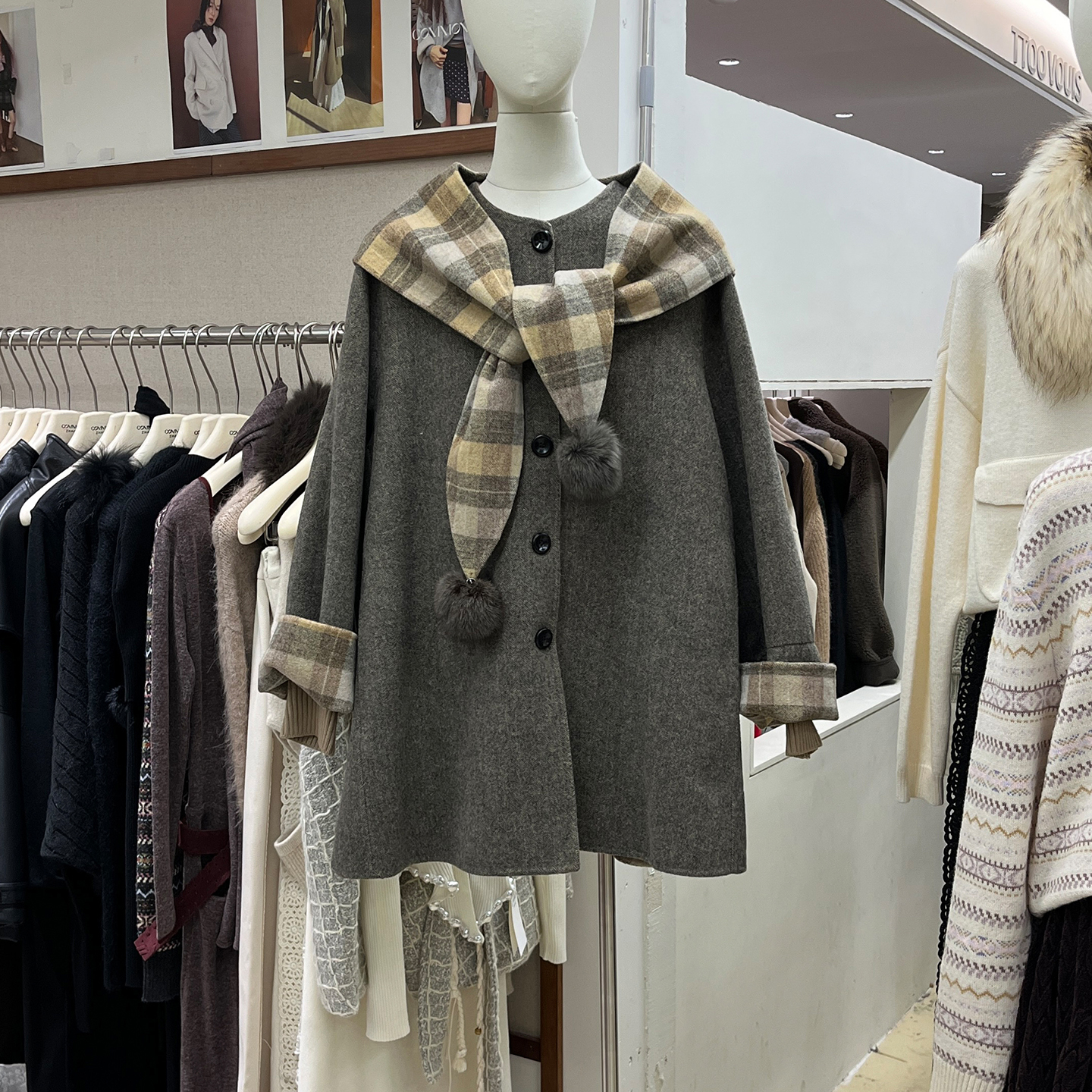 中长披肩连帽羊绒呢子外套女