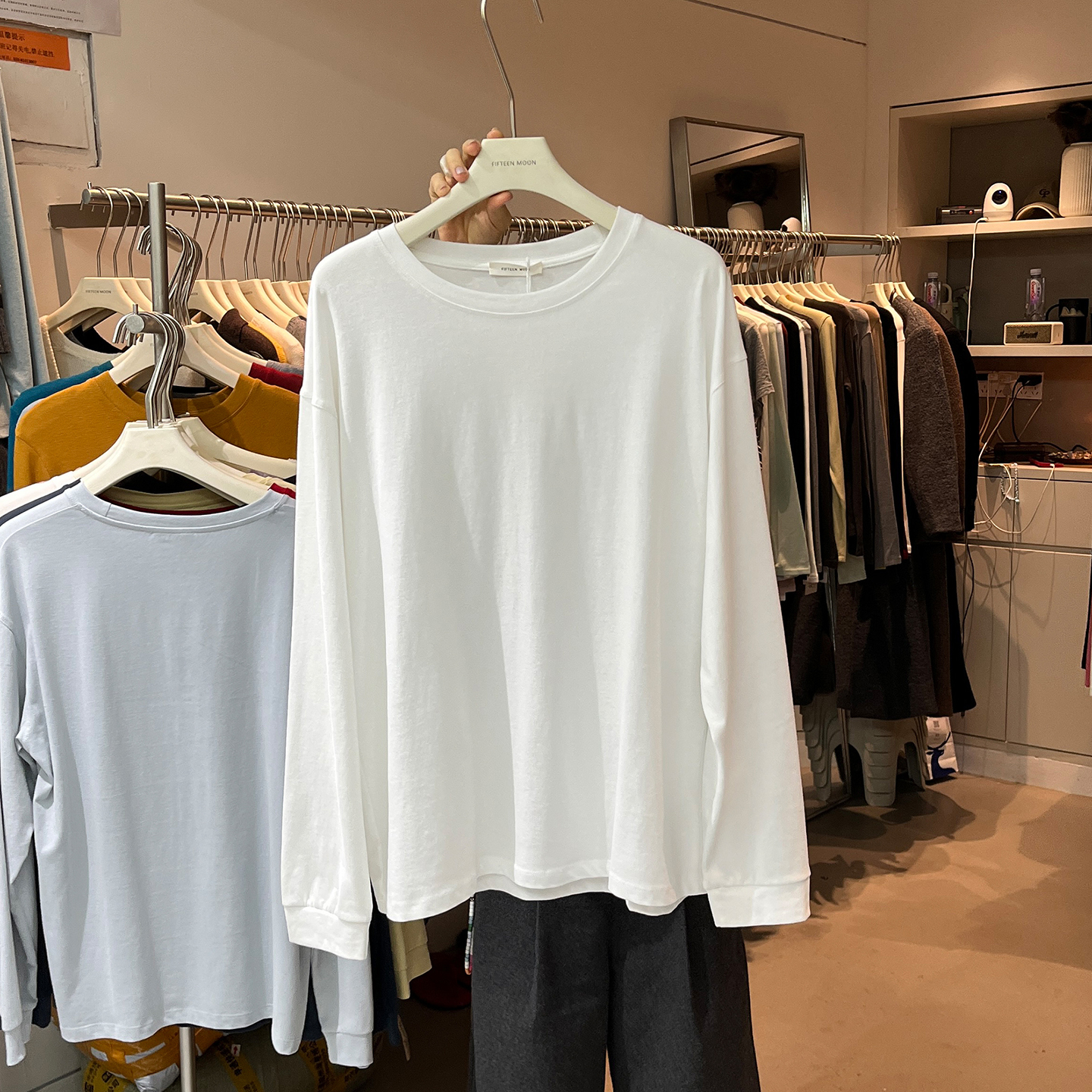 淡人高知穿搭宽松落肩袖圆领T恤