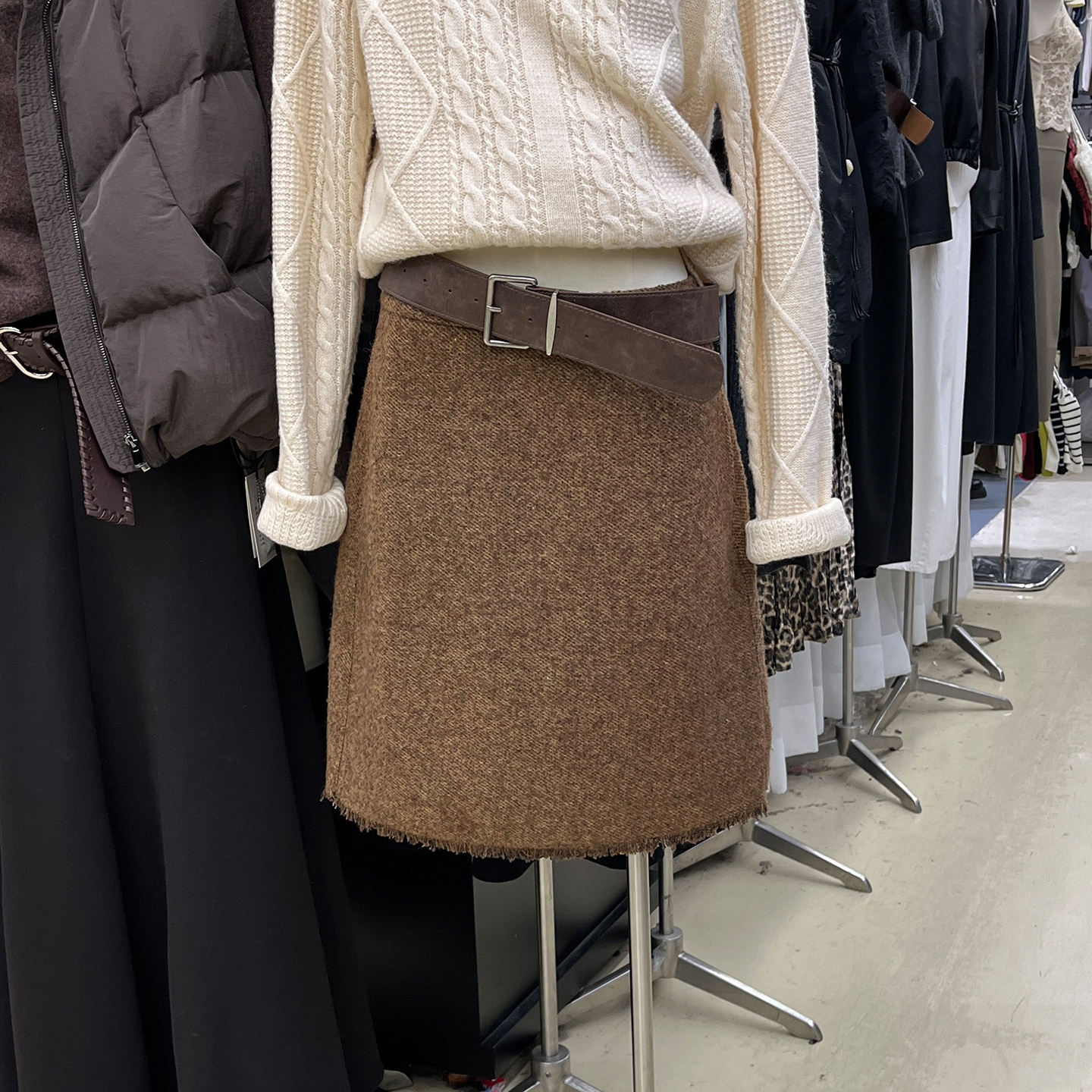 高腰A字裙毛边毛呢半身裙短裙