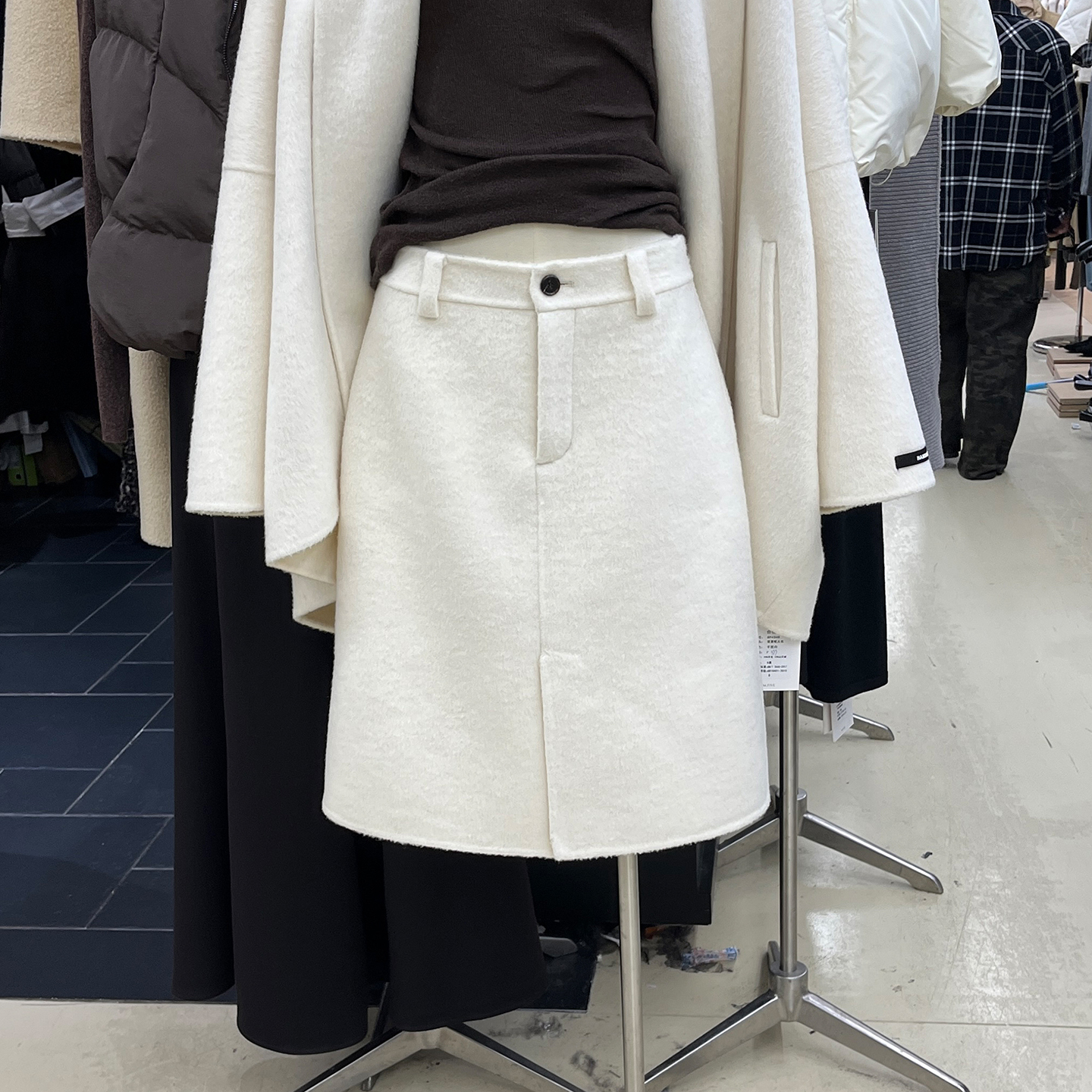 中长款开叉羊绒毛呢半身裙