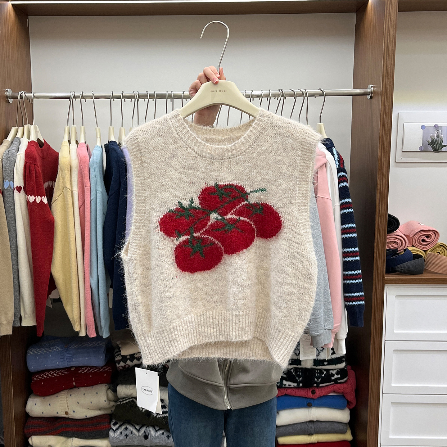 樱桃图案圆领针织衫毛衣背心