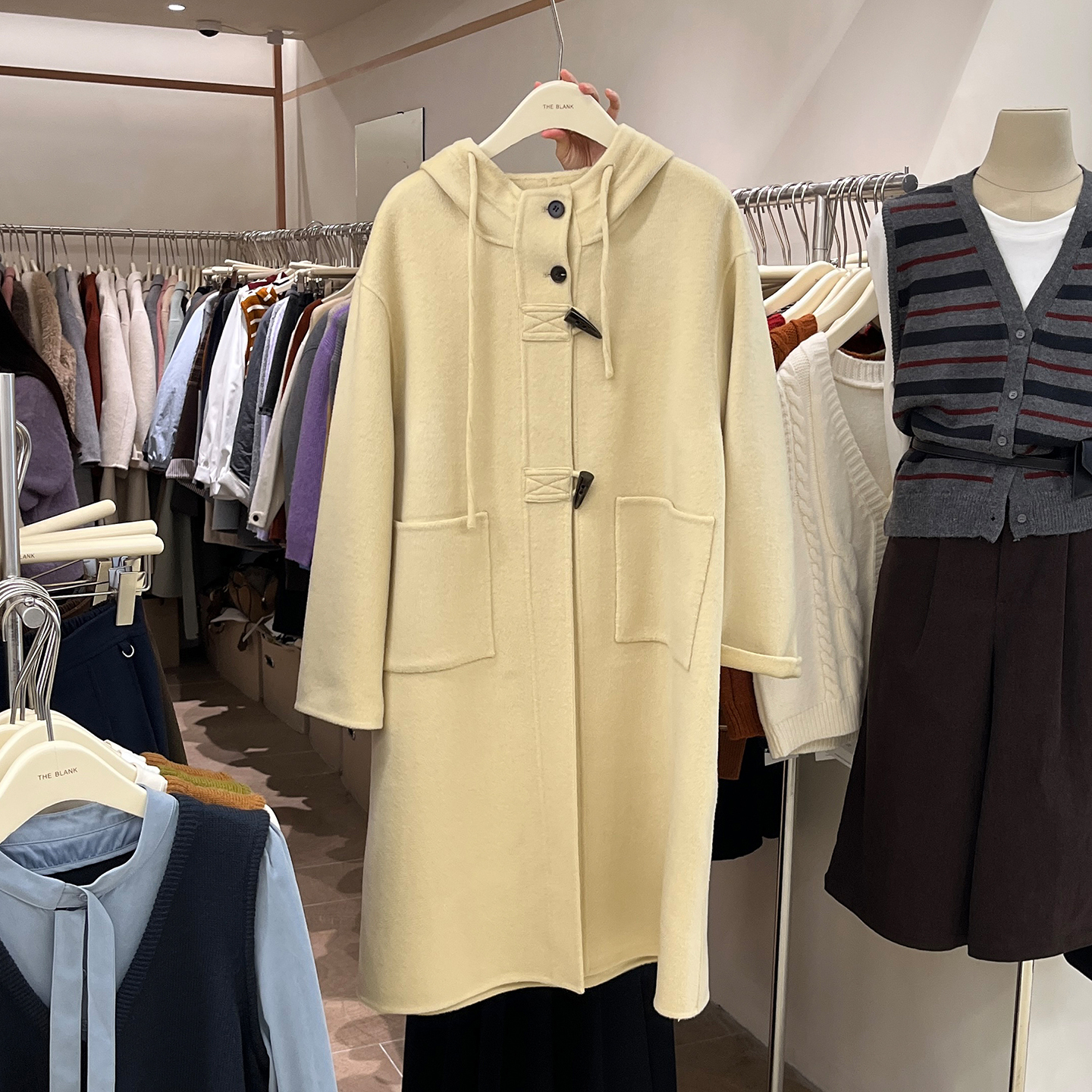 中长款双面羊绒连帽毛呢大衣女