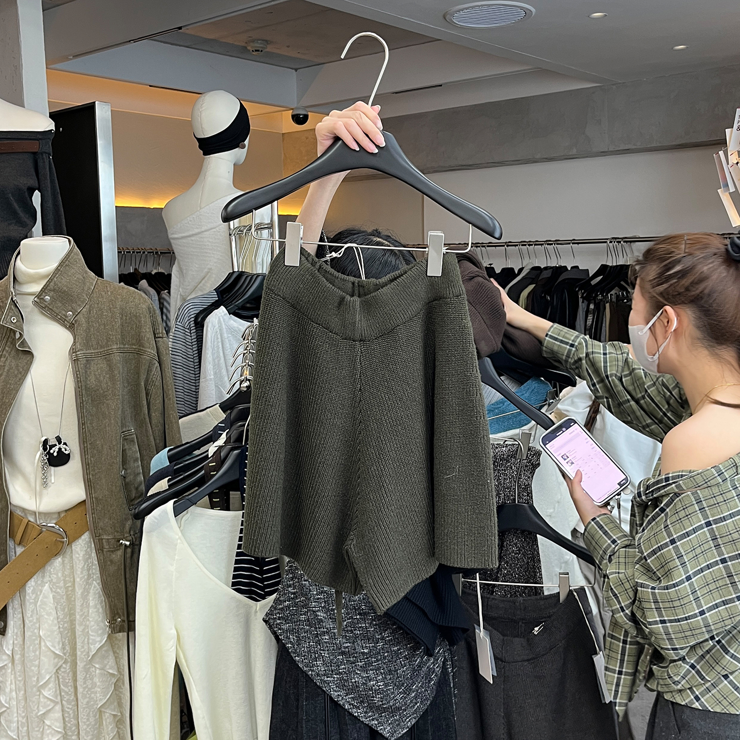 流行风格阔腿裤毛织短裤女