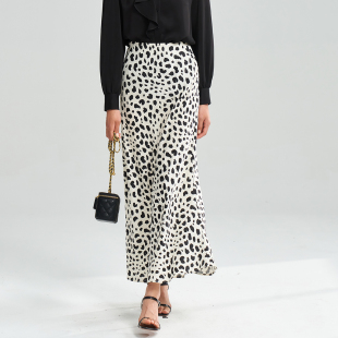 半身裙女春夏新款缎面豹纹鱼尾A字裙光泽感高腰高级感气质长裙子