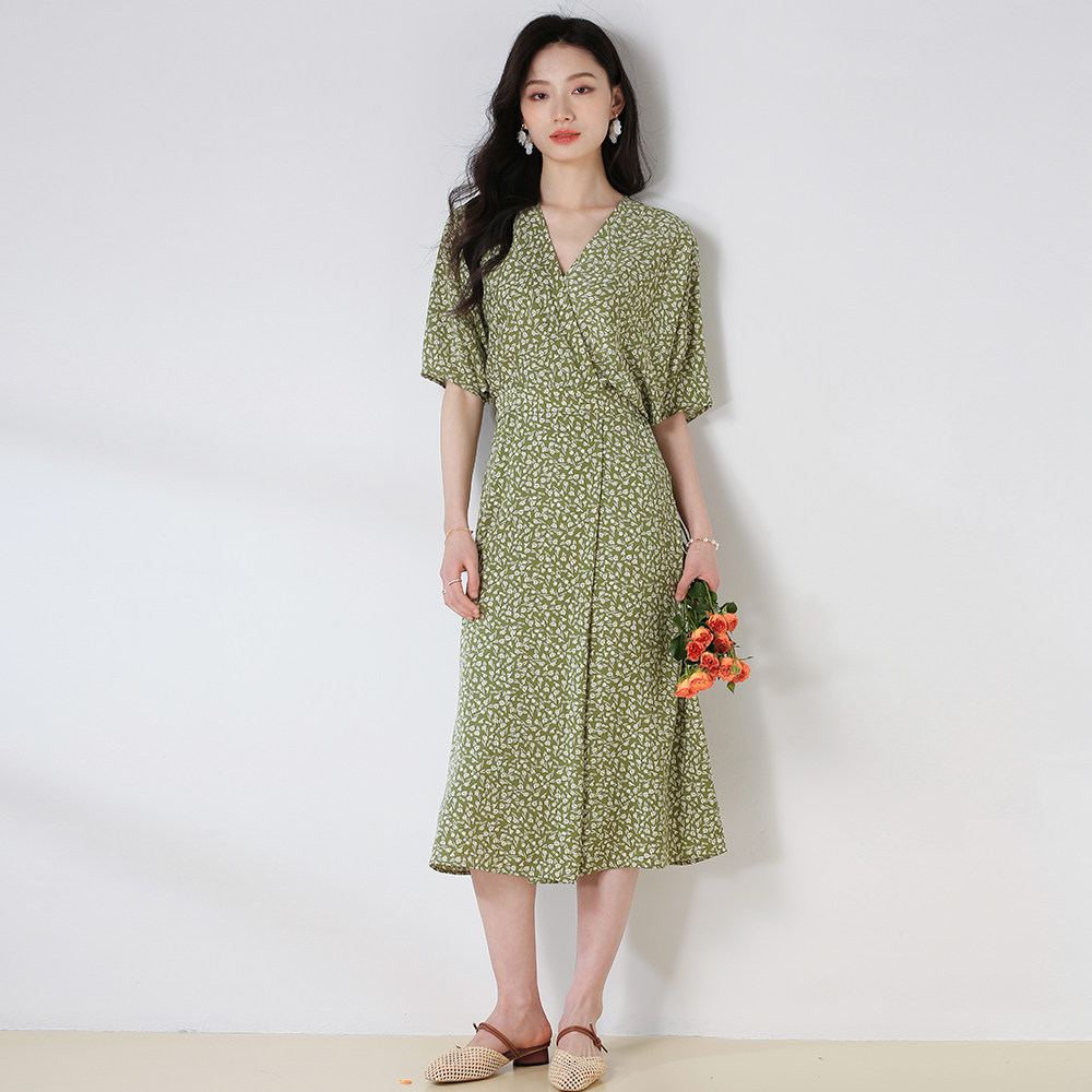 印花连衣裙女宽松气质中长款裙子