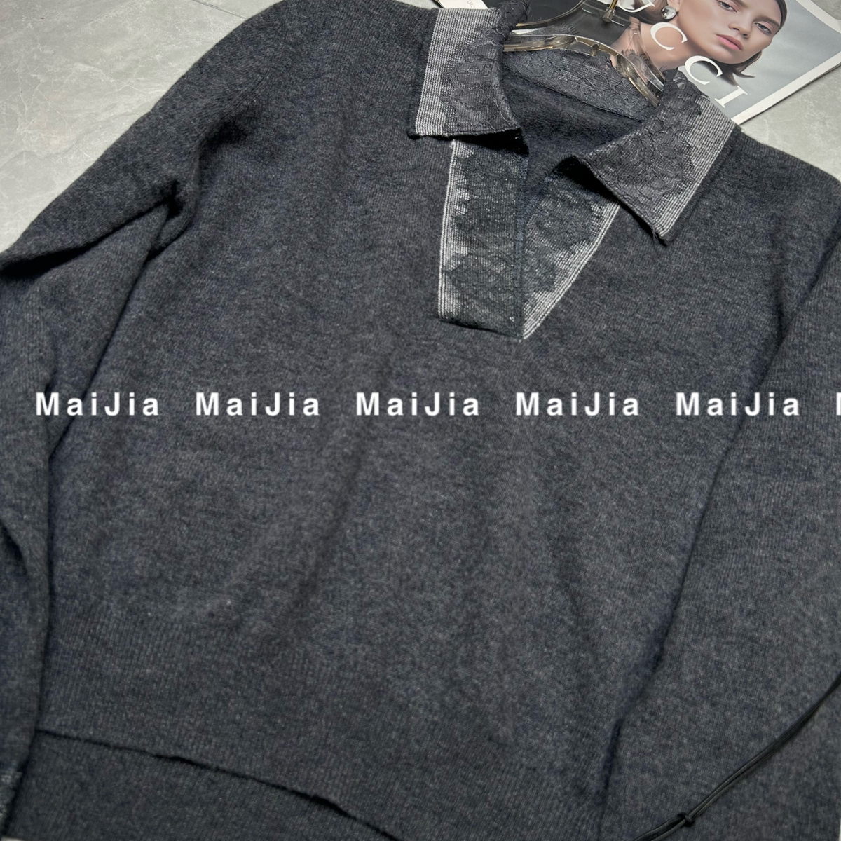 阅悦计感复古时髦洋气翻领拼接上衣小衫（含30羊毛）L357