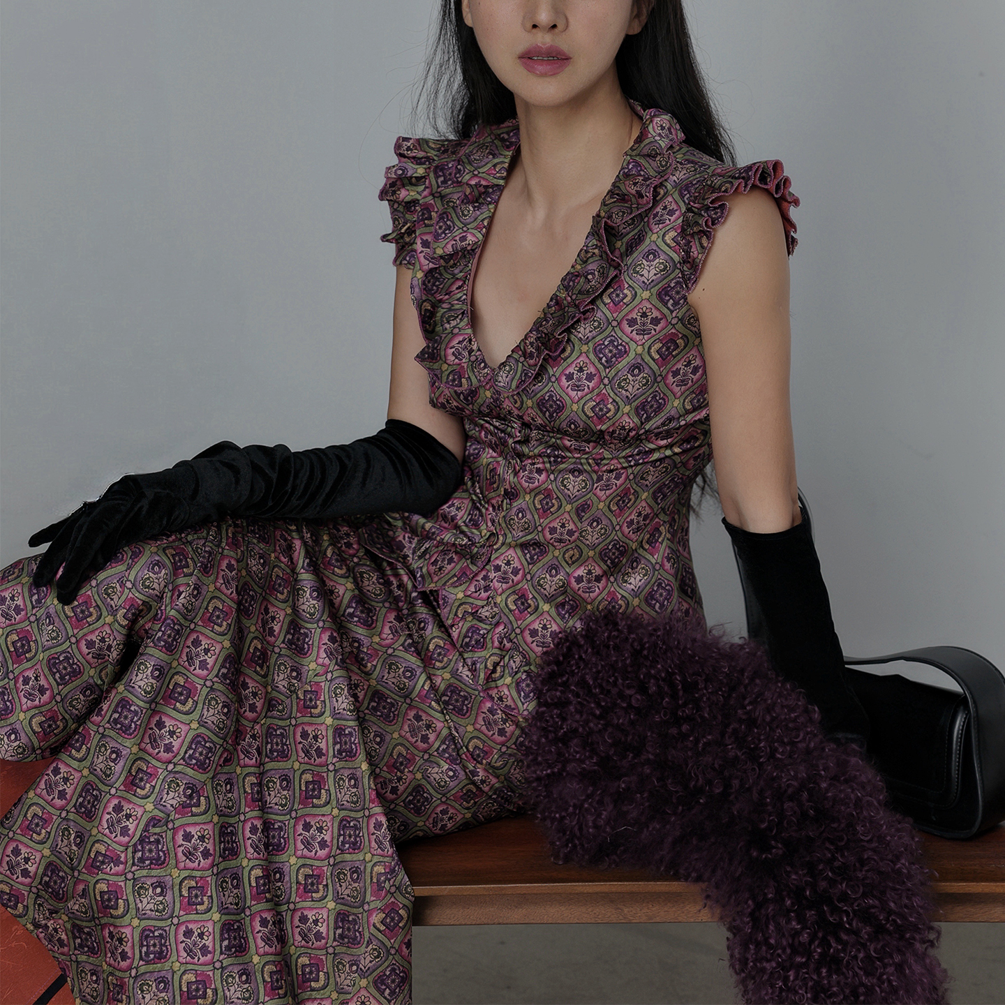 滩羊毛皮草披肩人丝团花中式套装