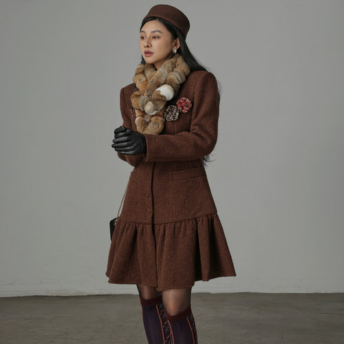 羊毛内搭外穿直筒荷叶翻领长大衣