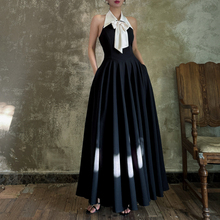 千金法式小众设计赫本风黑色连衣裙女高级感气质收腰挂脖显瘦长裙