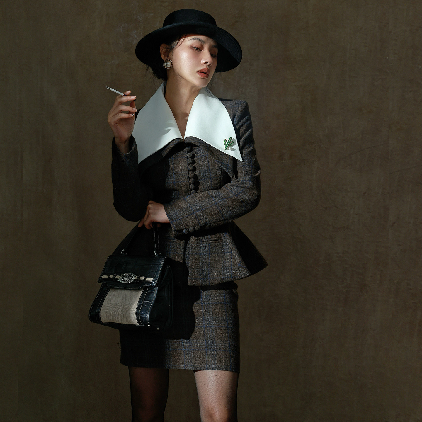 TWANG羊毛复古大翻领套装经典LADY画报女郎格纹收腰西装半裙套装