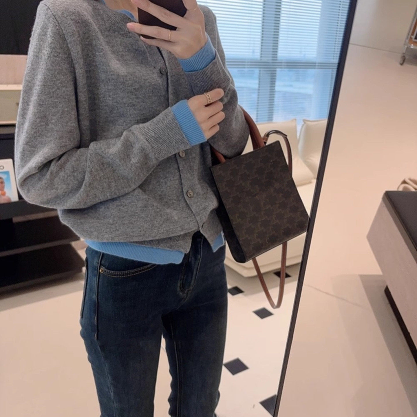 100%羊毛女假两件拼色开衫
