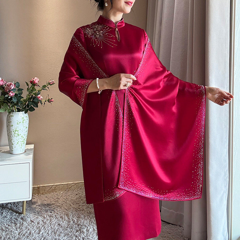红色高端醋酸缎面披肩外搭喜妈妈婆婆结婚宴装旗袍礼服烫钻薄款夏