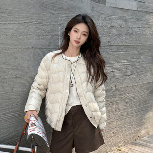 2025冬季新款韩版90鸭绒女短款气质甜美保暖圆领显瘦羽绒服外套潮