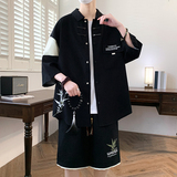 黑色