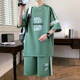 绿色