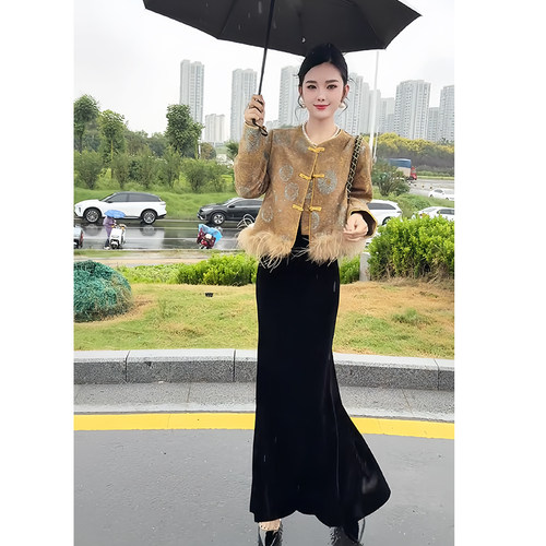新中式外套丝绒半身裙两件套