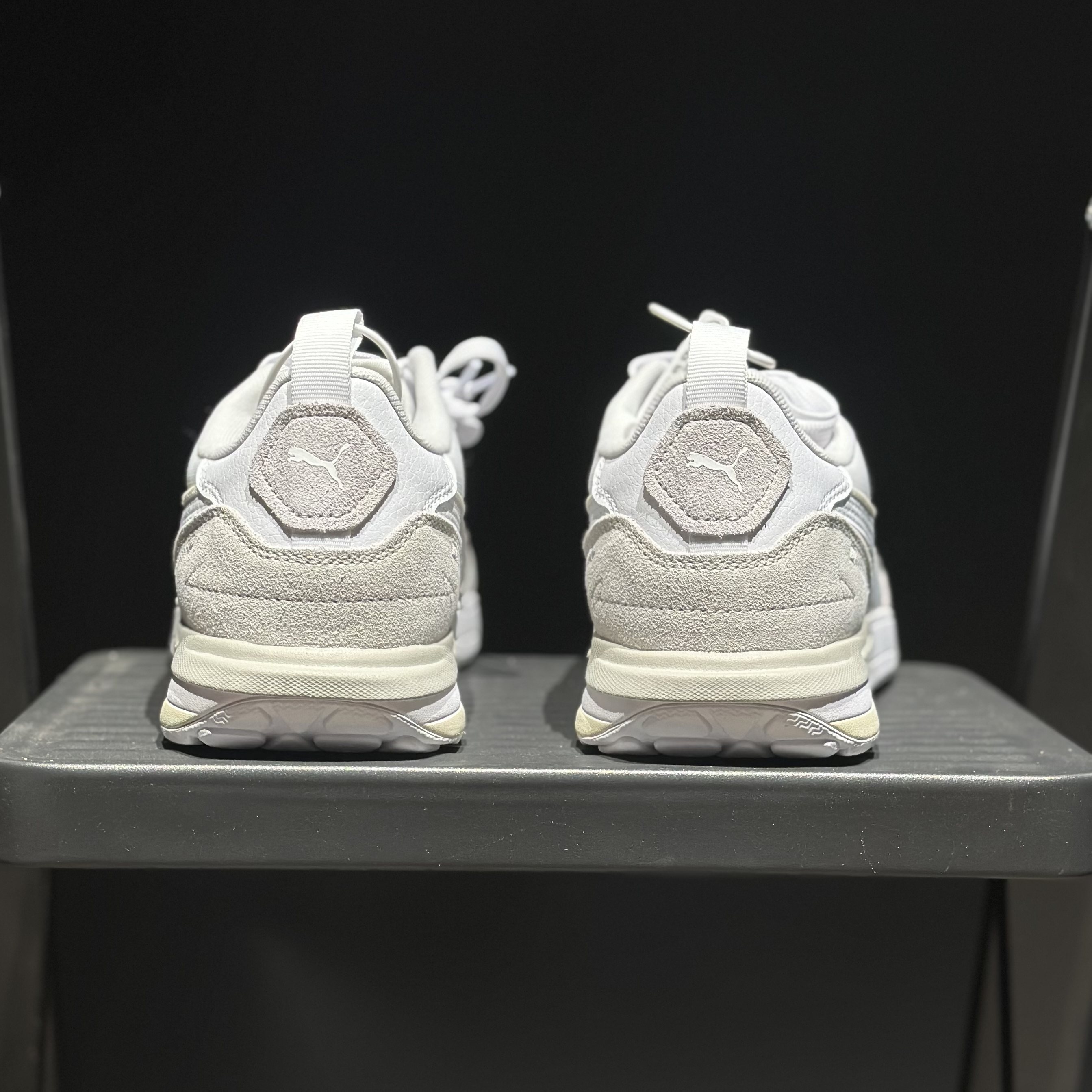 PUMA/彪马秋冬白色男女百搭运动休闲鞋轻便跑步鞋复古厚底383462