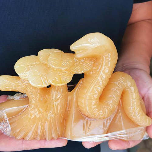米黄玉生肖蛇摆件礼品装饰品