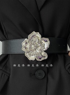 装饰玫瑰花朵黑色收腰气质