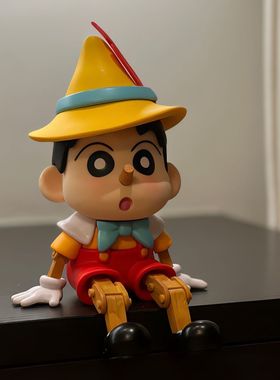 蜡笔小新手办公仔周边摆件