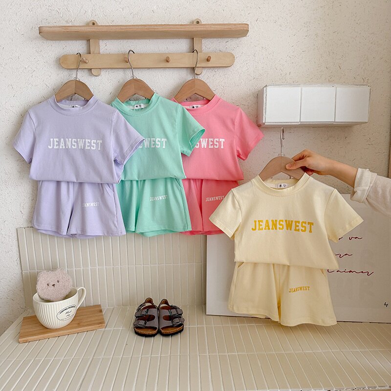 女童夏季纯棉舒适套装短袖T恤短裤两件套男宝宝字母休闲运动童装