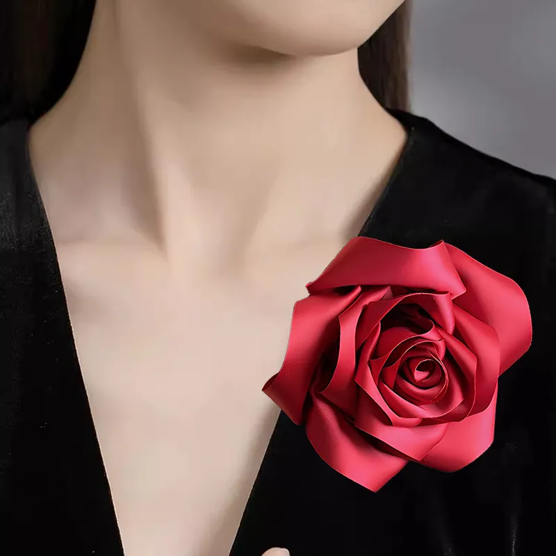 法式大玫瑰花胸针女气质手工布艺胸花高级设计感别针西装礼服配饰