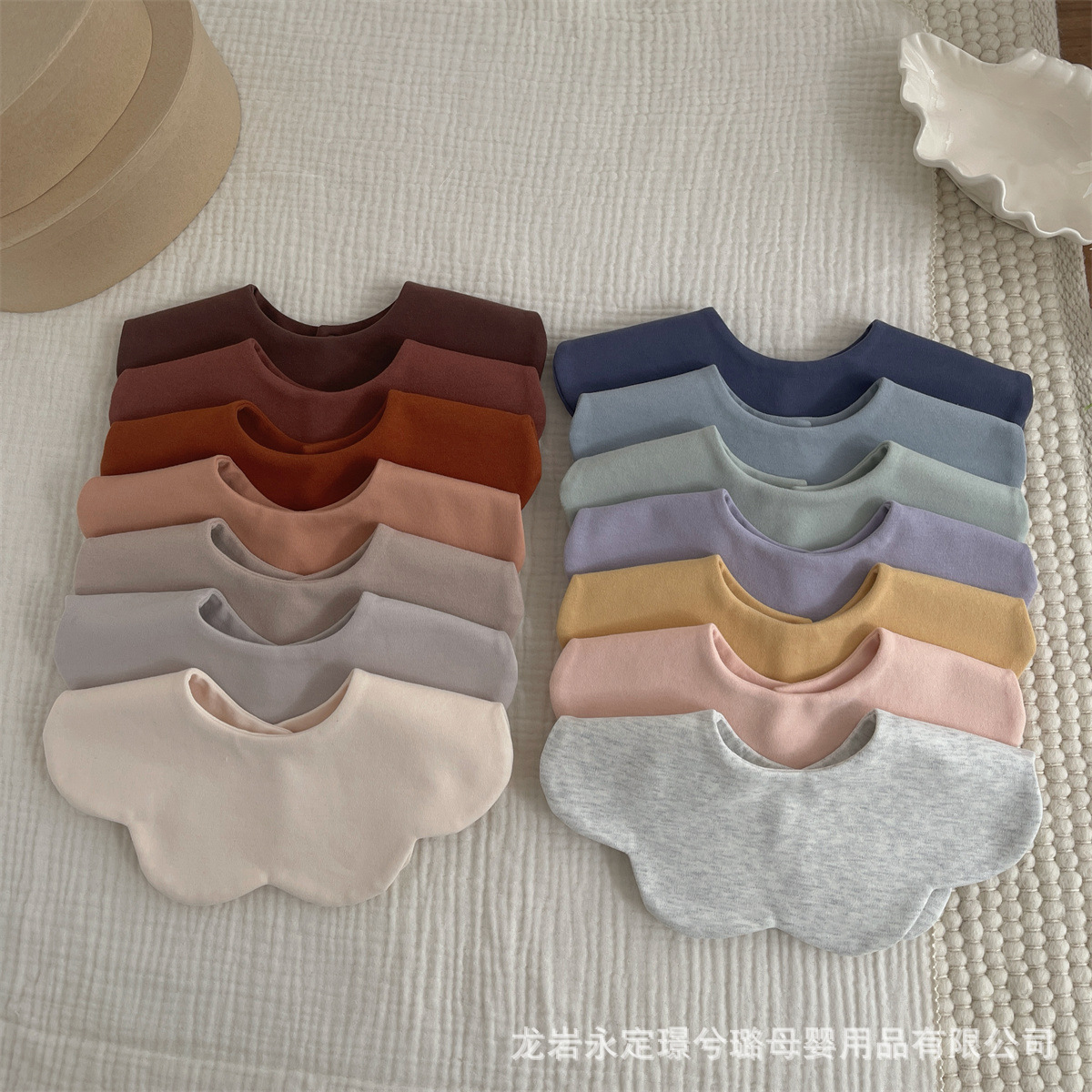 韩版莫兰迪纯色婴幼儿口水巾纯棉花瓣围嘴 双面可以纯色围兜