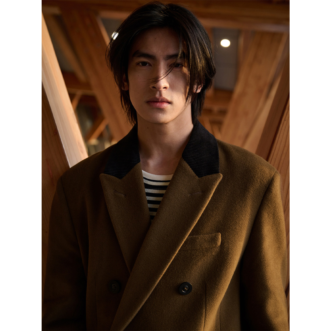 unica homme/经典柴斯特版型_拼接戗驳领奢暖羊绒羊毛大衣轻奢男