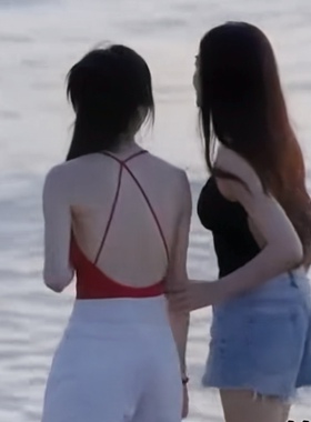 心动的信号翁青雅同款红色欧美性感V连体式露背泳衣女网红仙女